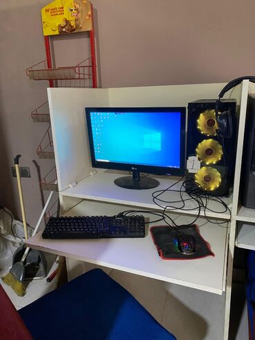 Masaüstü kompüterlər və iş stansiyaları: PlayStation klub və internet klub üçün hazır kompüter setləri Laminat — 2