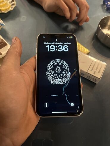 Aş qazanı: IPhone Xr, 64 GB, Ağ, Face ID