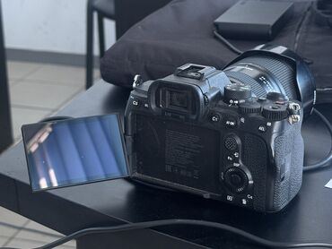 Другие аксессуары для фото/видео: Продаю Sony A7 IV + Tamron 28-75mm f/2.8 Камера Sony A7 IV в отличном