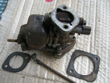 Auto delovi: Karburator za peglicu u odlicnom stanju. Anlaser - stari tip — 5