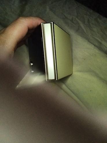 Samsung: Samsung Galaxy Z Flip – zlatna boja - Kompaktan preklopni telefon sa — 4
