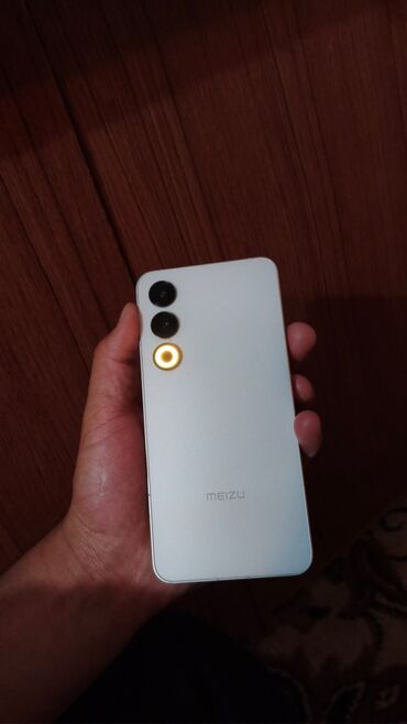 вайфай дома: Meizu 20, Колдонулган, 256 ГБ, түсү - Ак, 1 SIM, 2 SIM