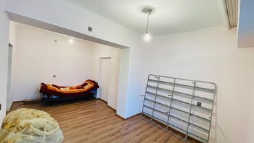 Həyət evləri və villaların satışı: 6-cı mikrorayon 5 otaqlı, 170 kv. m, Kredit yoxdur, Orta təmir -da lalafo.az — 5 Həyət evləri və villaların satışı: 6-cı mikrorayon 5 otaqlı, 170 kv. m, Kredit yoxdur, Orta təmir — 5