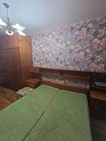 Uzunmüddətli kirayə mənzillər: Kirayə verilir! Aylıq 1000 AZN 4 otaqlı, 75 m², ikinci əl mənzil — 5