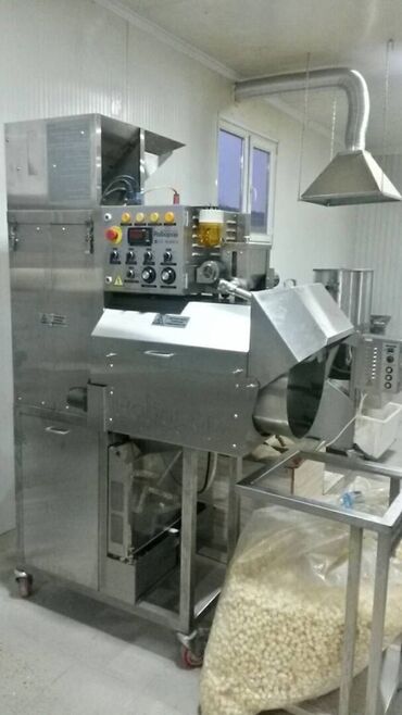 оборудование для попкорна: Промышленный попкорн аппарат RoboPop Mark-2 (производительность