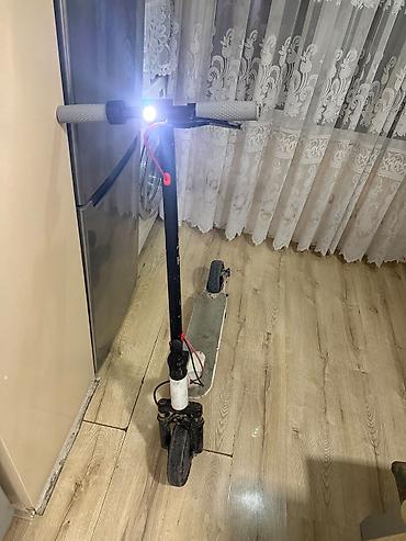 İşlənmiş Elektrik samokat 6", 351 - 500 Vt, 36 - 45 km/s