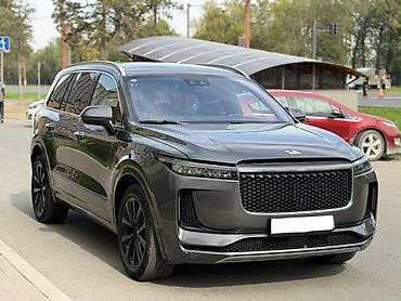 Lixiang: Lixiang One: 2021 г., 1.2 л, Автомат, Электромобиль, Кроссовер — 2