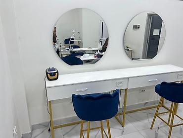 Кронштейны, стойки: Кронштейн Для одежды, Материал: Металл, С подсветкой, Новый — 51