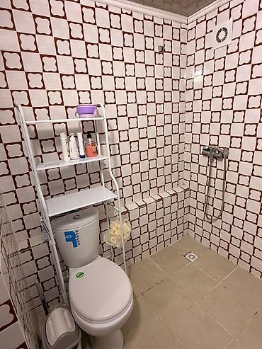 Продажа коттеджей и домов: Продаю большой дом, 110м/кв Участок 10 соток имеется большой огород — 10