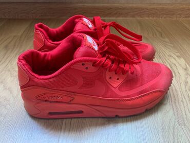 женские кроссовки nike dunk: Nike, Размер: 39, цвет - Красный, Б/у