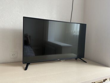 купить телевизор lg 42 дюйма бу: Продается телевизор LG б/у не смарт. Самовывоз. Хорошее состояние