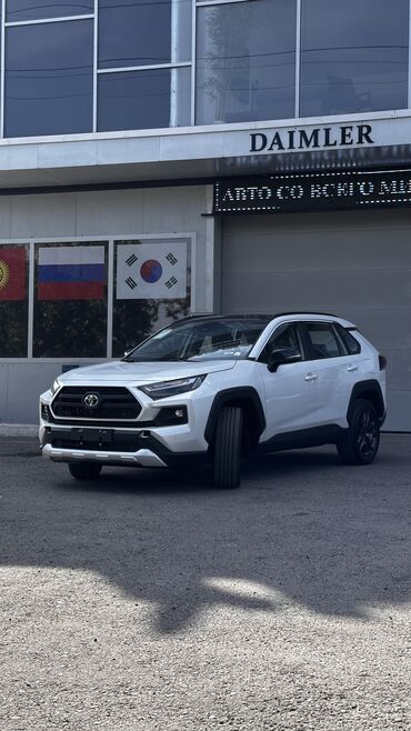 Mercedes-Benz: Toyota RAV4: 2024 г., 2 л, Автомат, Бензин, Внедорожник