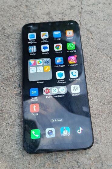 ikinci el macbook air: Honor X6, цвет - Черный