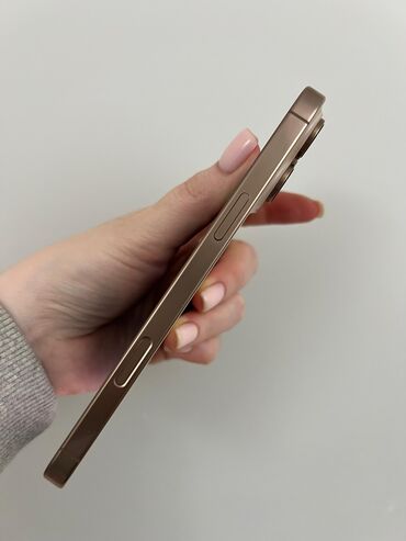 Apple iPhone: IPhone 16 Pro Max, Б/у, 256 ГБ, Золотой, Коробка, 95 % — 5