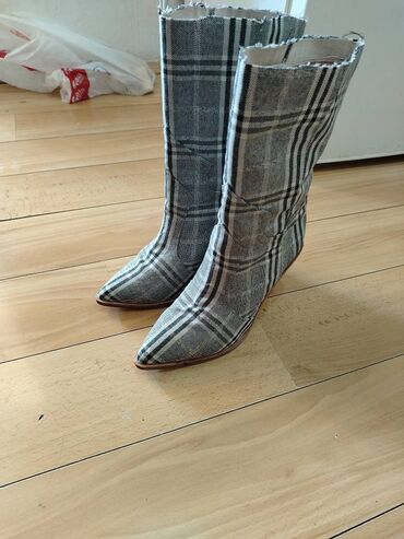 bata ženske čizme: Čizme, 38