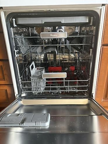 braun is 7056: Whirlpool qabyuyan maşın – tam ölçü, ağ korpus, ön paneldə elektron — 2