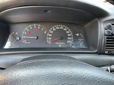 Toyota: Toyota Corolla: 1.4 l. | 2002 έ. Χάτσμπακ — 11
