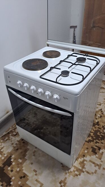 Другая техника для кухни: Продаю полугазовую, полуэлектрическую плиту Б/У газовая часть