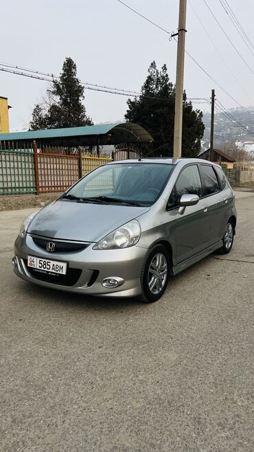 hero 4: Honda Jazz: 2008 г., 1.4 л, Вариатор, Бензин, Хэтчбэк