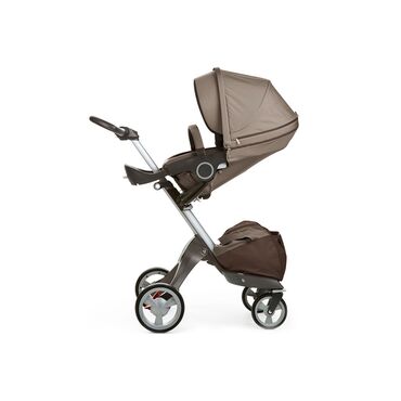 stokke коляска: Коляска, цвет - Коричневый, Б/у