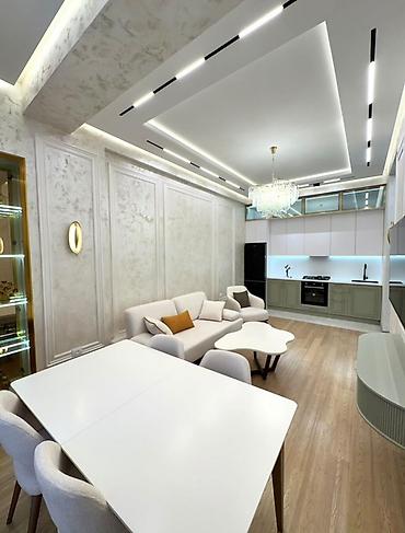 Mənzillər: İcarəyə verilir 2 otaqlı yeni tikili 55 m², 28 May m. Menzil 28 May — 9