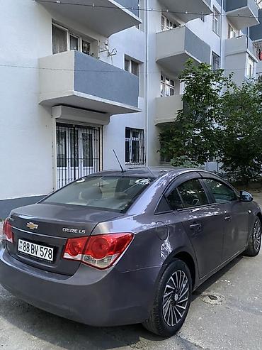 cruze led: Chevrolet Cruze: 1.8 l | 2010 il 280000 km Sedan — 3