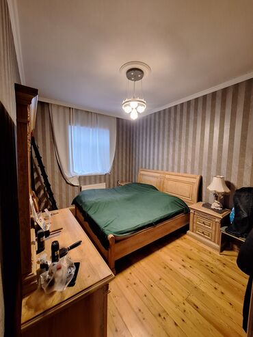 Həyət evləri və villaların satışı: Ev Satılır!!! Ramana Şuşa qəsəbəsi 5 mərtəbənin yaxınlığında 3 — 5