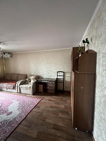 3 микрорайон квартира: 2 комнаты, 45 м², 104 серия, 4 этаж — 5