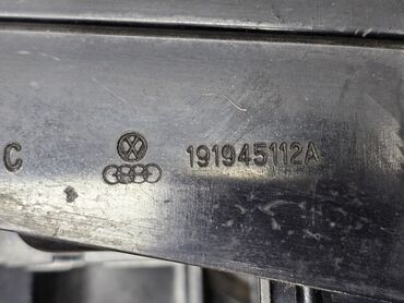 Стоп-сигналы: Задний правый стоп-сигнал Volkswagen 1990 г., Б/у, Оригинал — 16