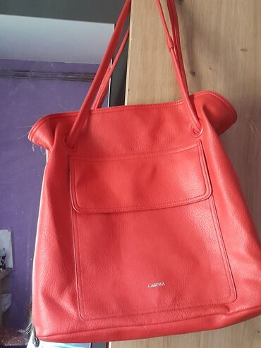 Handbags: Velika karpisa, crvena