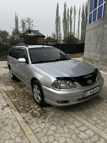 camri 70: Toyota Avensis: 2002 г., 2 л, Механика, Дизель, Универсал — 4