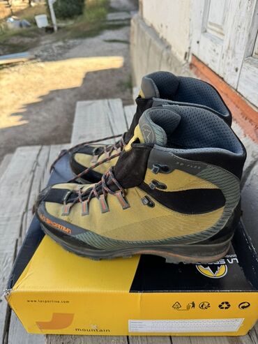 зимние сапоги аляска: Горные ботинки La Sportiva - Модель: La Sportiva (линейка Mountain)