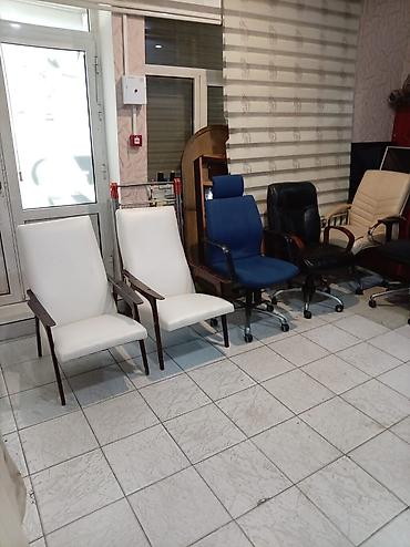 saatların qiyməti: 35 manatdan 200 manata kimi hər qiymətə kreslolarimiz var. İdeal — 3