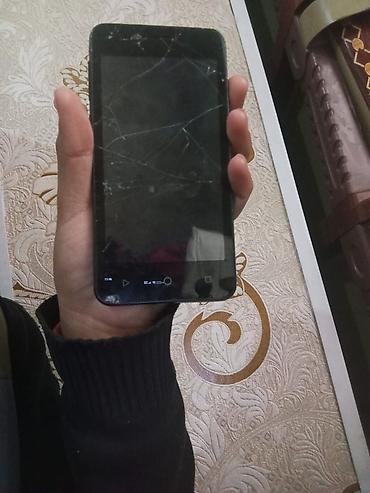 Apple iPhone: IPhone SE, Серебристый — 7