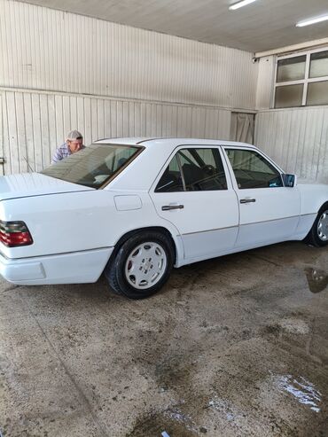 купить запчасти опель омега б: Mercedes-Benz W124: 1992 г., 2 л, Механика, Бензин, Седан