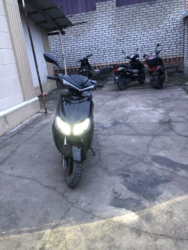 мотоциклы мопеды: Продаю скутер м8 в отличном состоянии сел поехал влажении нет доки все