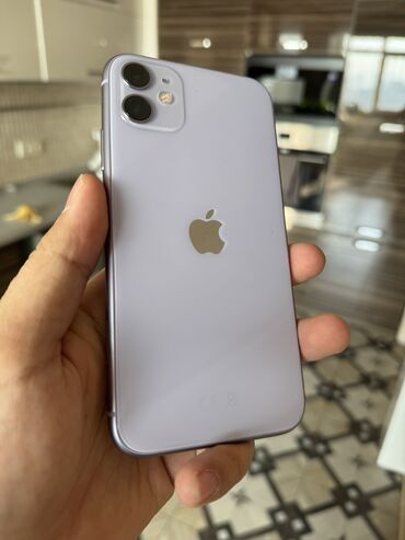 Apple iPhone: IPhone 11, Б/у, 128 ГБ, Защитное стекло, Чехол, 77 %