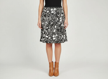 domodi spódnice: Marks & Spencer, Women`s skirt, size 2XL