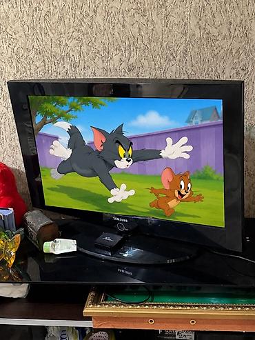 Samsung LCD televizor - Ekran ölçüsü: təxminən 32 düym (81 sm