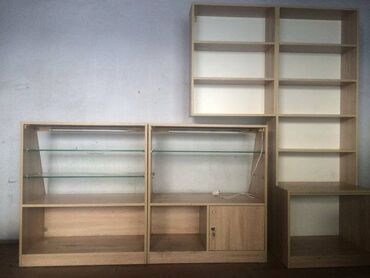 оборудование для педикюра: Продаю торговую мебель в очень хорошем состоянии,пользовались мало. В