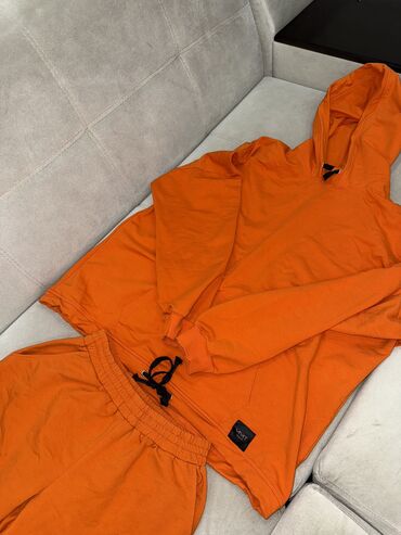 Вечерние платья: Девочки, разрузка гардероба, платья носила только раз, цены от 300 до — 19