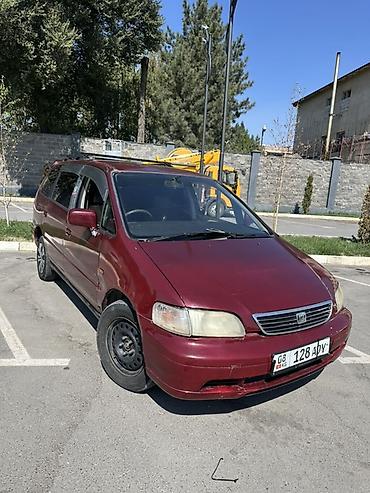 Honda Shuttle: 1996 г., 2.3 л, Автомат, Бензин, Минивэн
