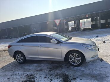 Hyundai: Hyundai Sonata: 2012 г., 2 л, Автомат, Газ, Седан