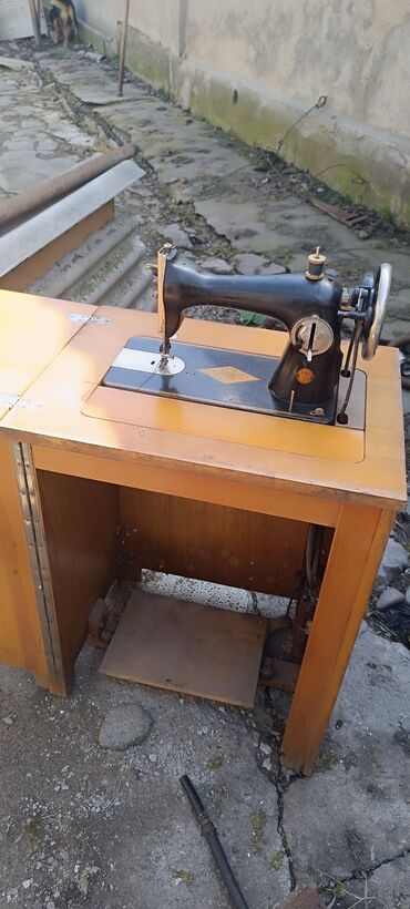 швейная машинка бишкек мадина: Тигүүчү машина