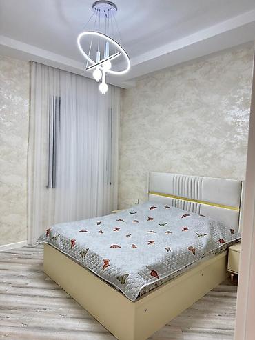 Bağ evlərinin kirayəsi: Modern hovuzlu bağ evi - Layihə: müasir, birmərtəbəli, geniş vitraj — 10