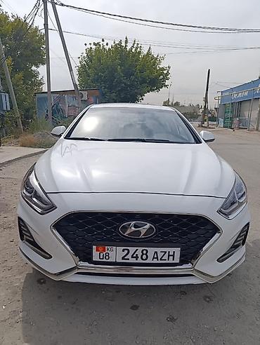 Hyundai Sonata: 2021 г., 2 л, Автомат, Газ, Седан