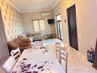 Uzunmüddətli kirayə evlər: Həyətyanı sahəsi olan müstəqil həyət evi - Geniş, hasarlı torpaq — 14