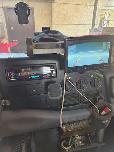 Mercedes-Benz: Mercedes-Benz Спринтер: 1999 г., 2.9 л, Ручные, Дизель — 1