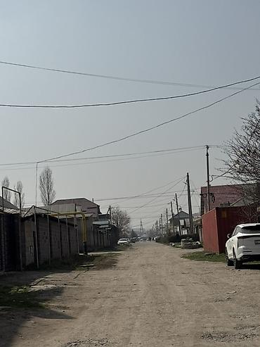 Продажа коттеджей и домов: Продаётся уютный и просторный дом в отличном районе! 📍 Адрес:ж/м — 3