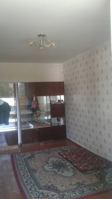 квартира чуй в Кыргызстан | Долгосрочная аренда квартир: 1 комната, 28 м², Проект Хрущевка, 3 этаж, Старый ремонт, Центральное отопление
